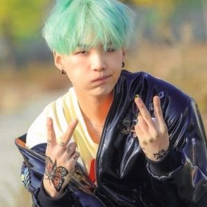 Meet your Posher, Shooky